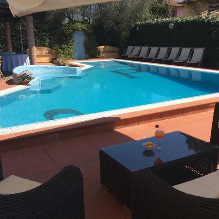 La Pietra Fosdinovo