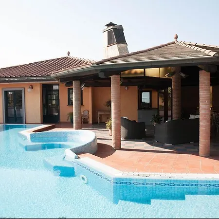 La Pietra 3*