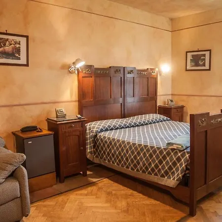 Hotel La Pietra 3*
