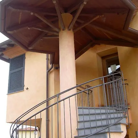 La Pietra Hotel