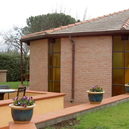 La Pietra Hotel