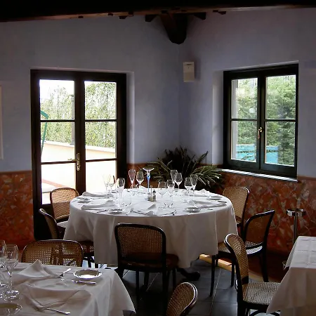 Hotel La Pietra Fosdinovo