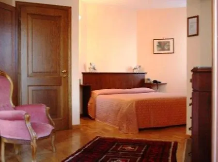 La Pietra 3* Fosdinovo