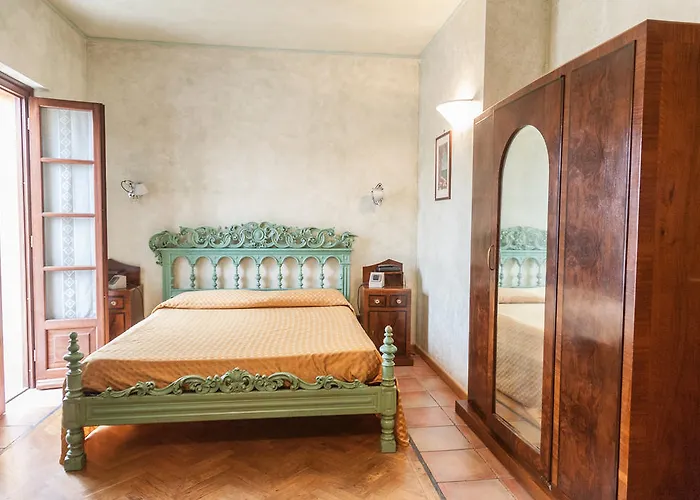 فندق La Pietra 3*