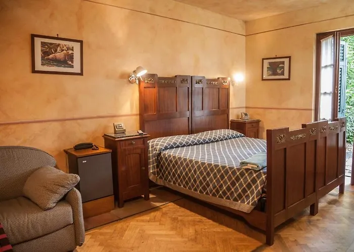 فندق La Pietra 3*