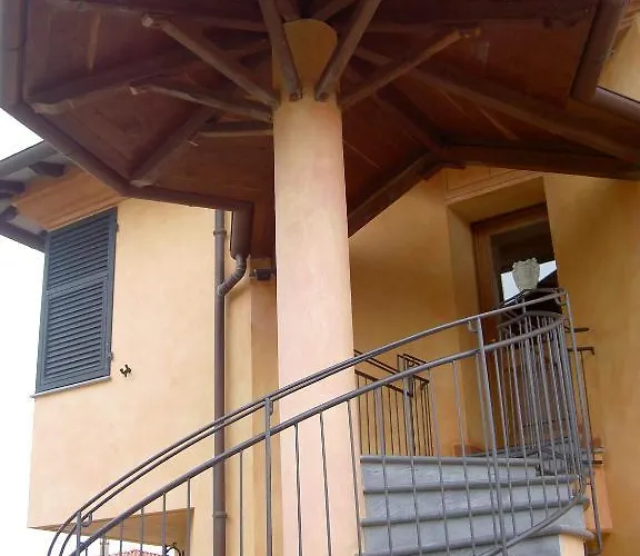 La Pietra فندق