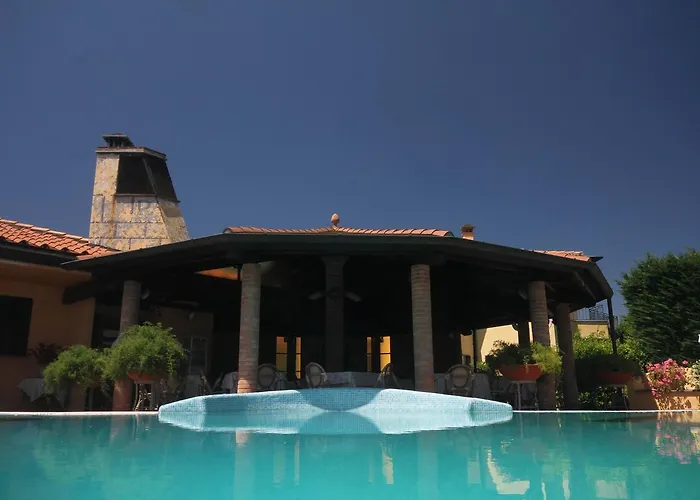 La Pietra 3*