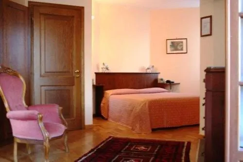 La Pietra 3* فوسدينوفو