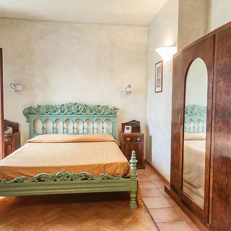 فندق La Pietra 3*